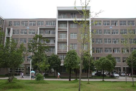 雷竞技ray官网外语学院简介